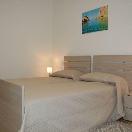 La Casa Di Nina Lägenhet Minturno Exteriör bild