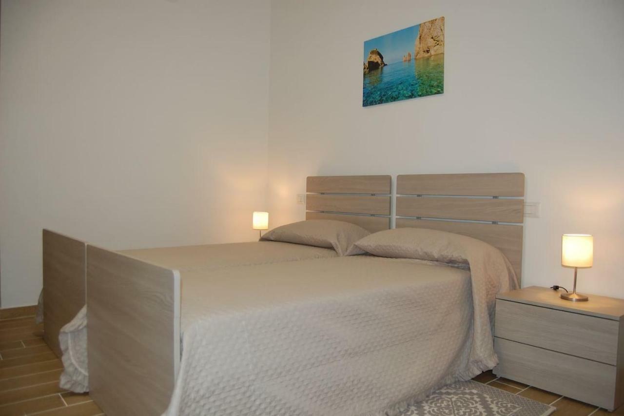 La Casa Di Nina Lägenhet Minturno Exteriör bild